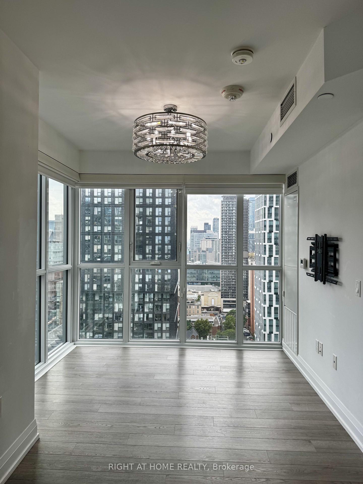 Photo 23 of Unit 2604, 77 Mutual Street, Toronto, Church-Yonge Corridor — HOMEH