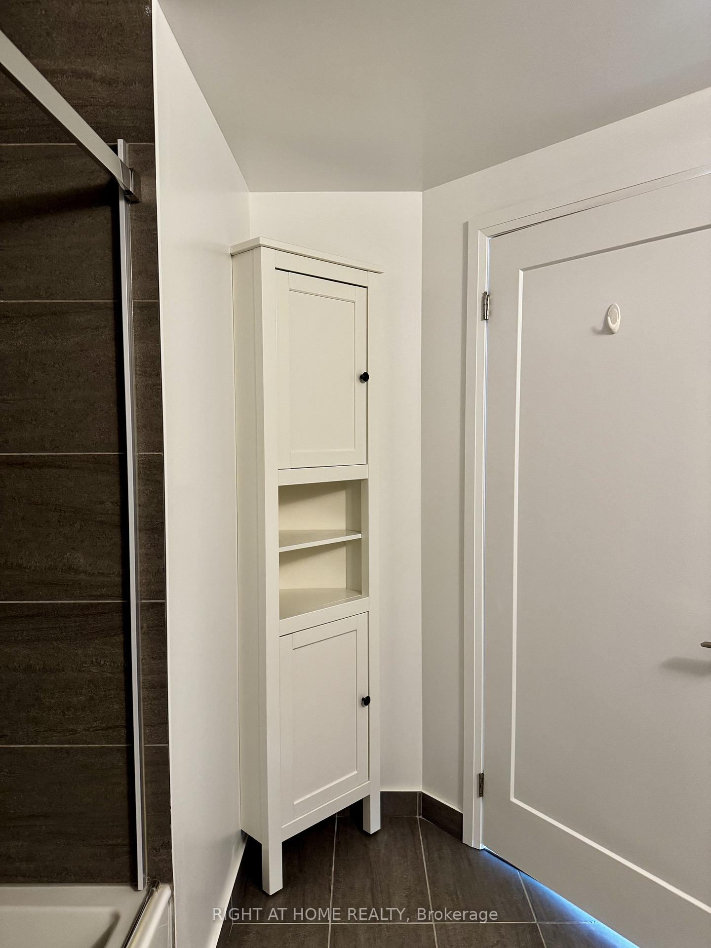 Photo 31 of Unit 2604, 77 Mutual Street, Toronto, Church-Yonge Corridor — HOMEH