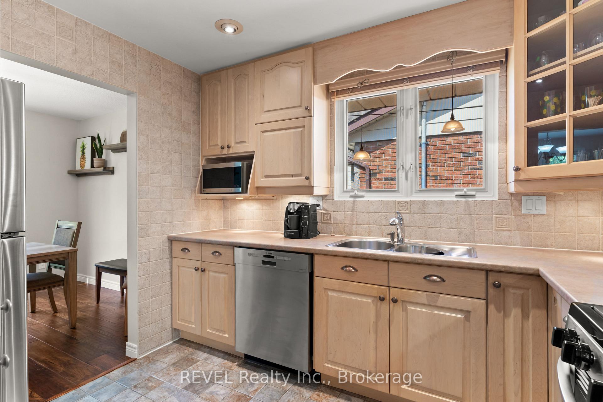 Photo 9 of 323 Barrick Road, Port Colborne, Main Street — HOMEH