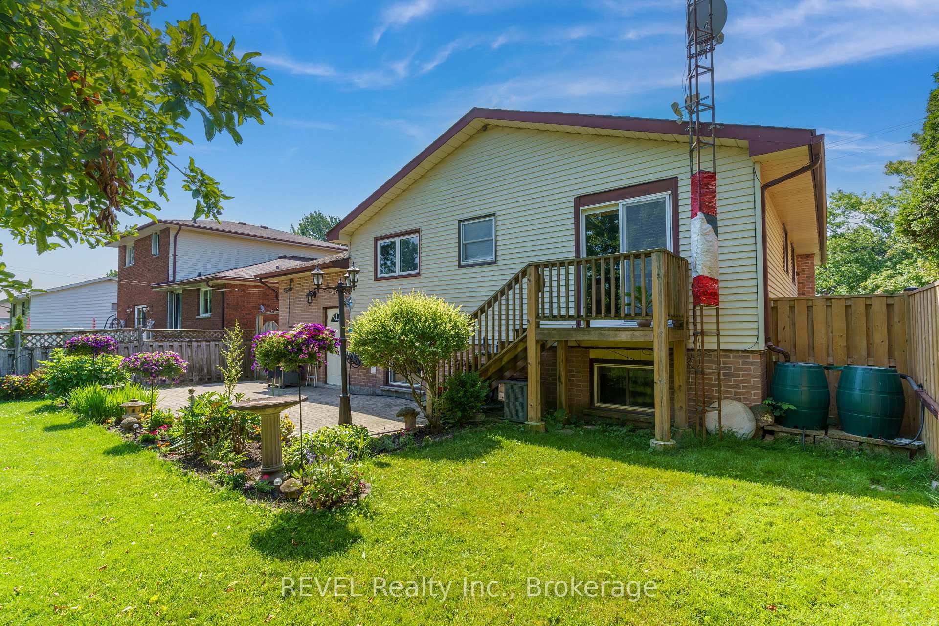 Photo 30 of 323 Barrick Road, Port Colborne, Main Street — HOMEH