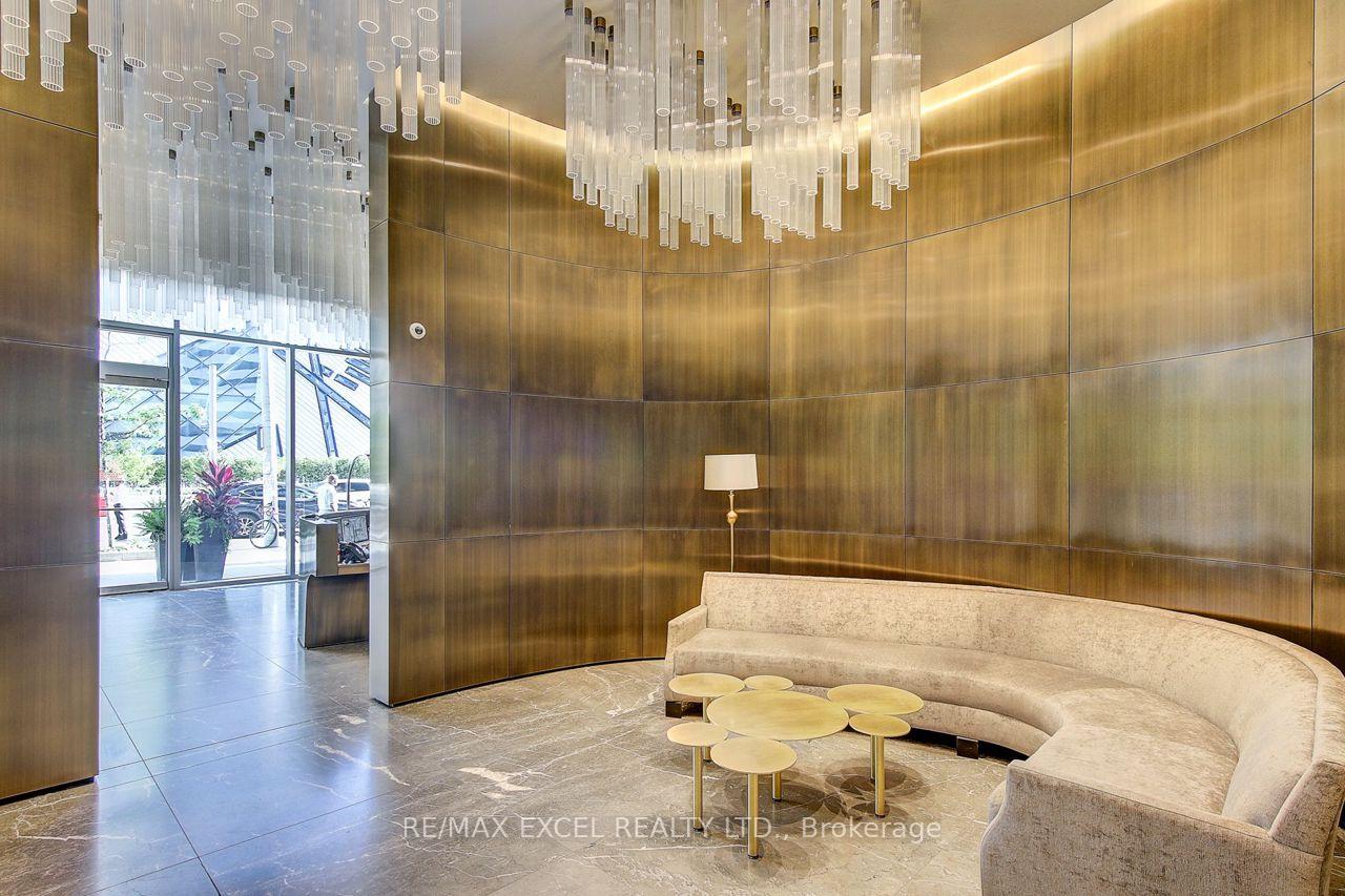 Photo 3 of Unit 2201, 200 Bloor Street W, Toronto, The Annex — HOMEH