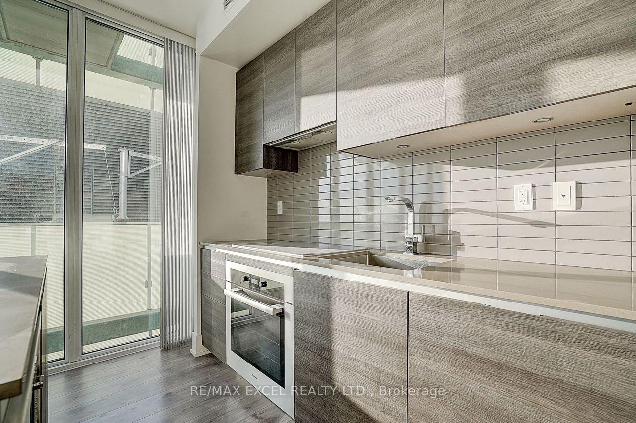 Photo 18 of Unit 2201, 200 Bloor Street W, Toronto, The Annex — HOMEH