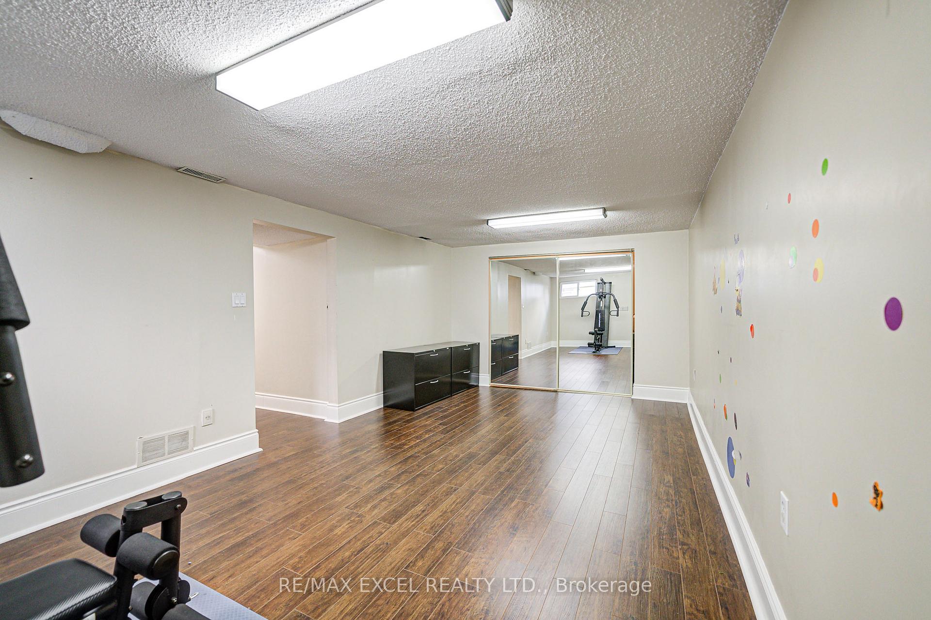 Photo 44 of 108 Babcombe Drive, Markham, Bayview Glen — HOMEH