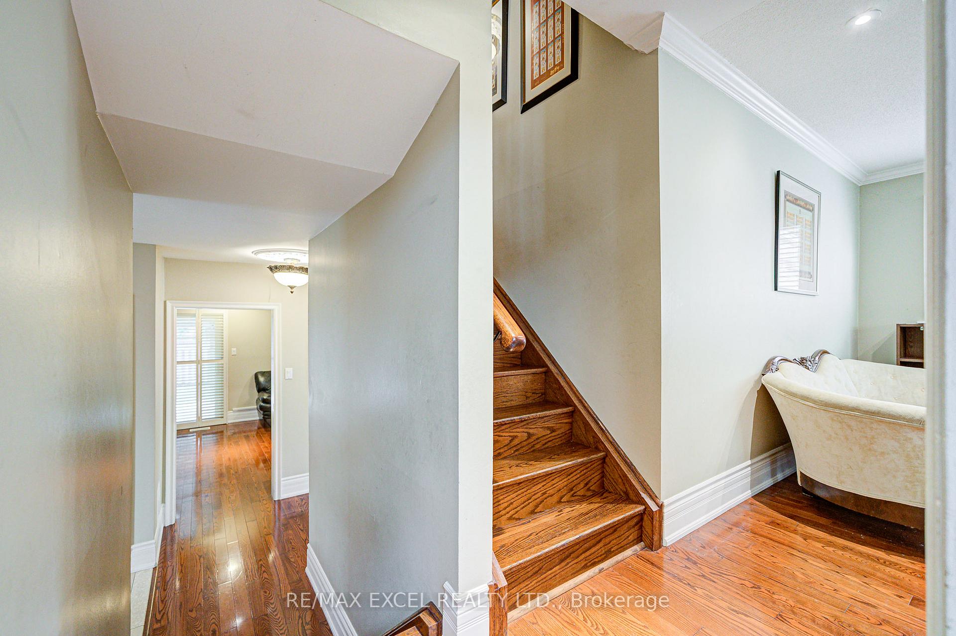 Photo 45 of 108 Babcombe Drive, Markham, Bayview Glen — HOMEH