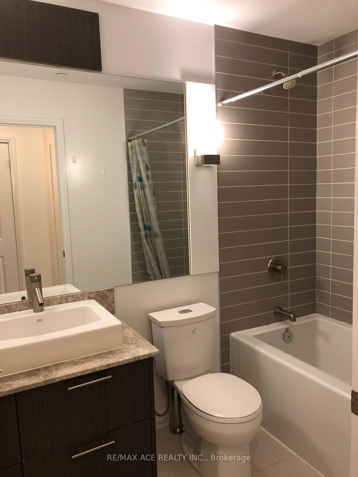 Photo 6 of Unit 526, 8 Mercer Street, Toronto, Waterfront Communities — HOMEH