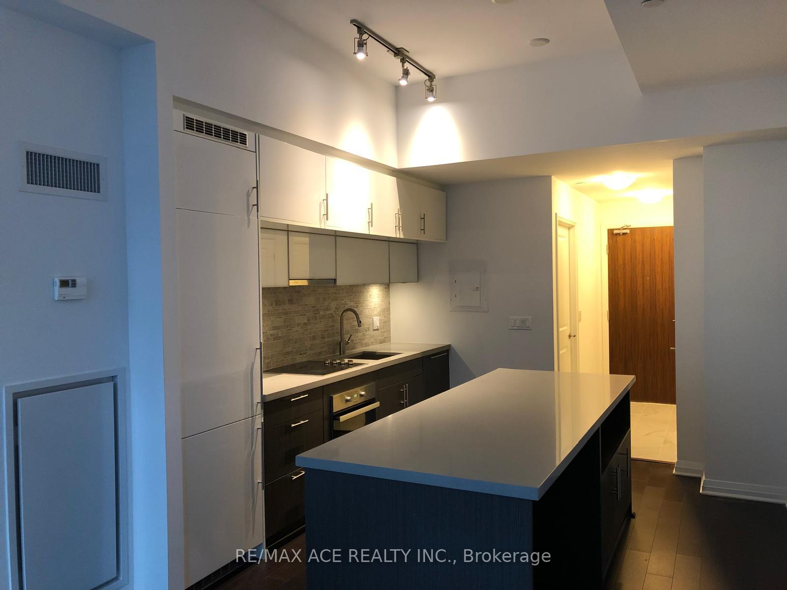 Photo 10 of Unit 526, 8 Mercer Street, Toronto, Waterfront Communities — HOMEH