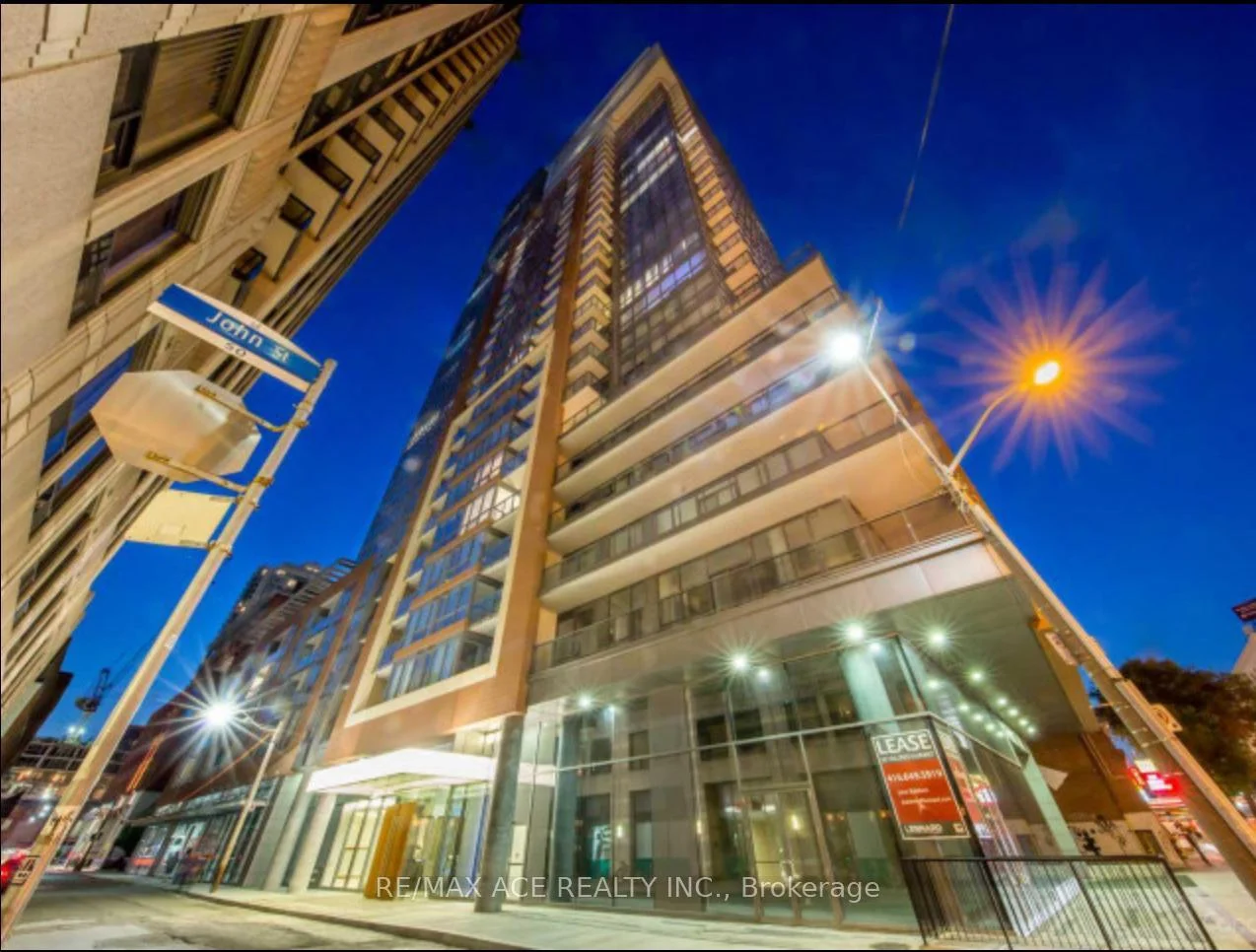 Photo 3 of Unit 526, 8 Mercer Street, Toronto, Waterfront Communities — HOMEH
