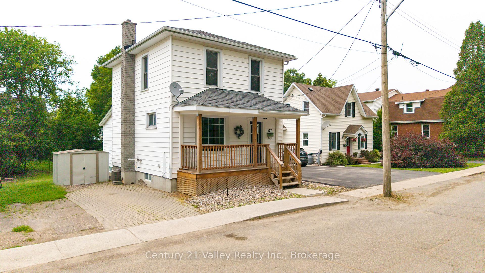 Front of 127 Jennet Street