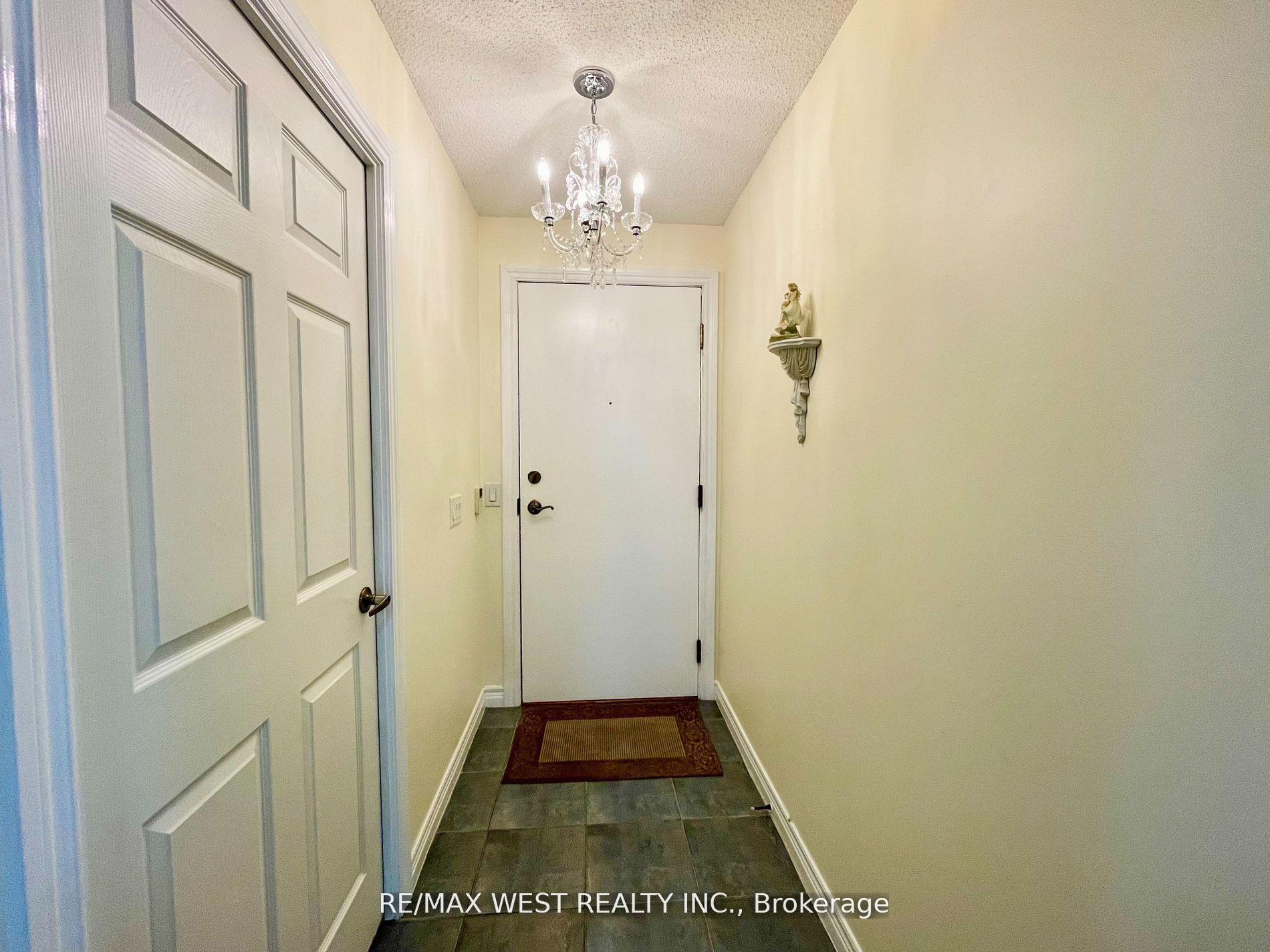 Photo 4 of Unit 806, 710 Humberwood Boulevard, Etobicoke, West Humber-Clairville — HOMEH