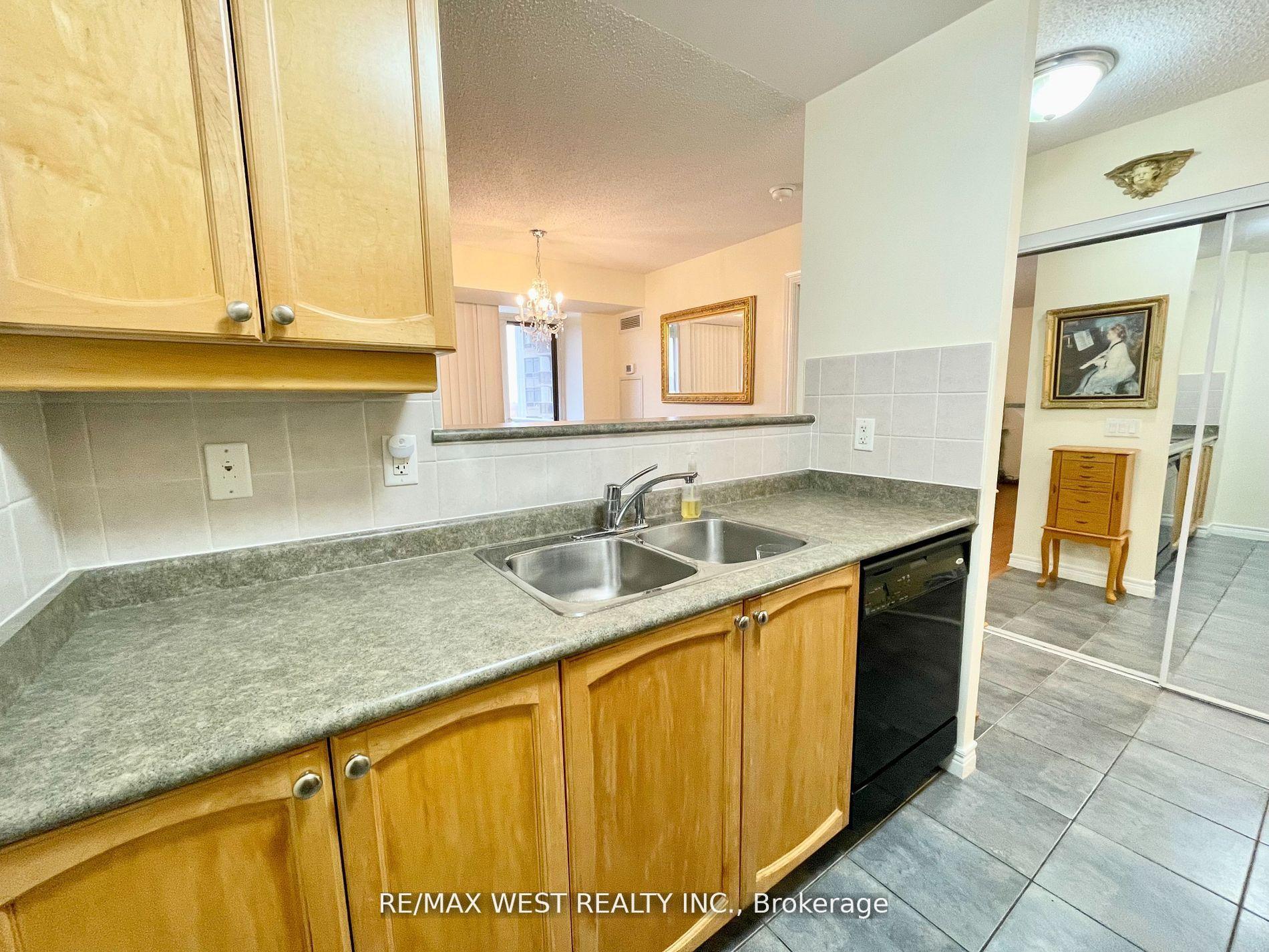 Photo 5 of Unit 806, 710 Humberwood Boulevard, Etobicoke, West Humber-Clairville — HOMEH