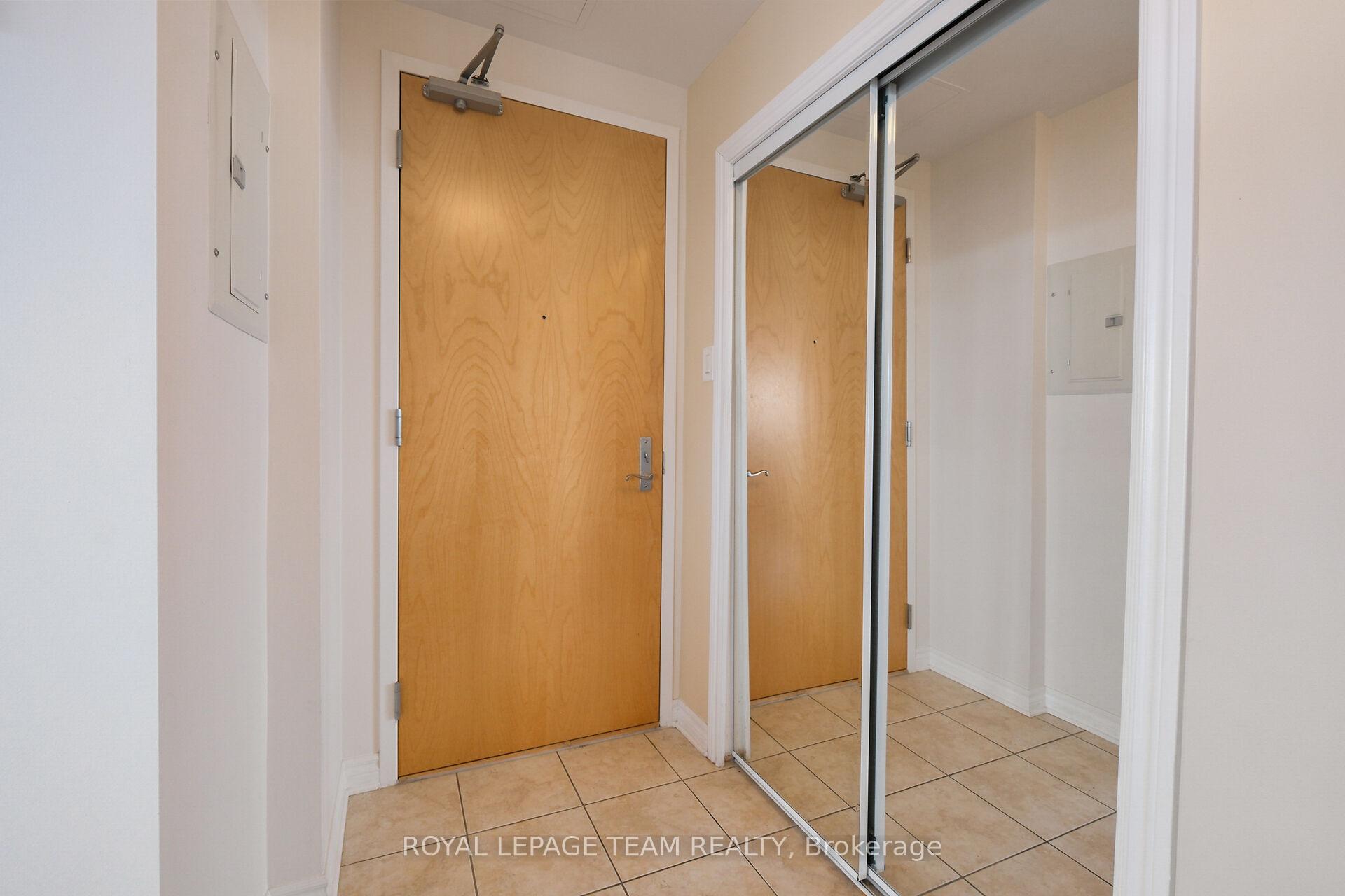 Photo 4 of Unit 1004, 200 Lett Street, Ottawa, West Centre Town — HOMEH