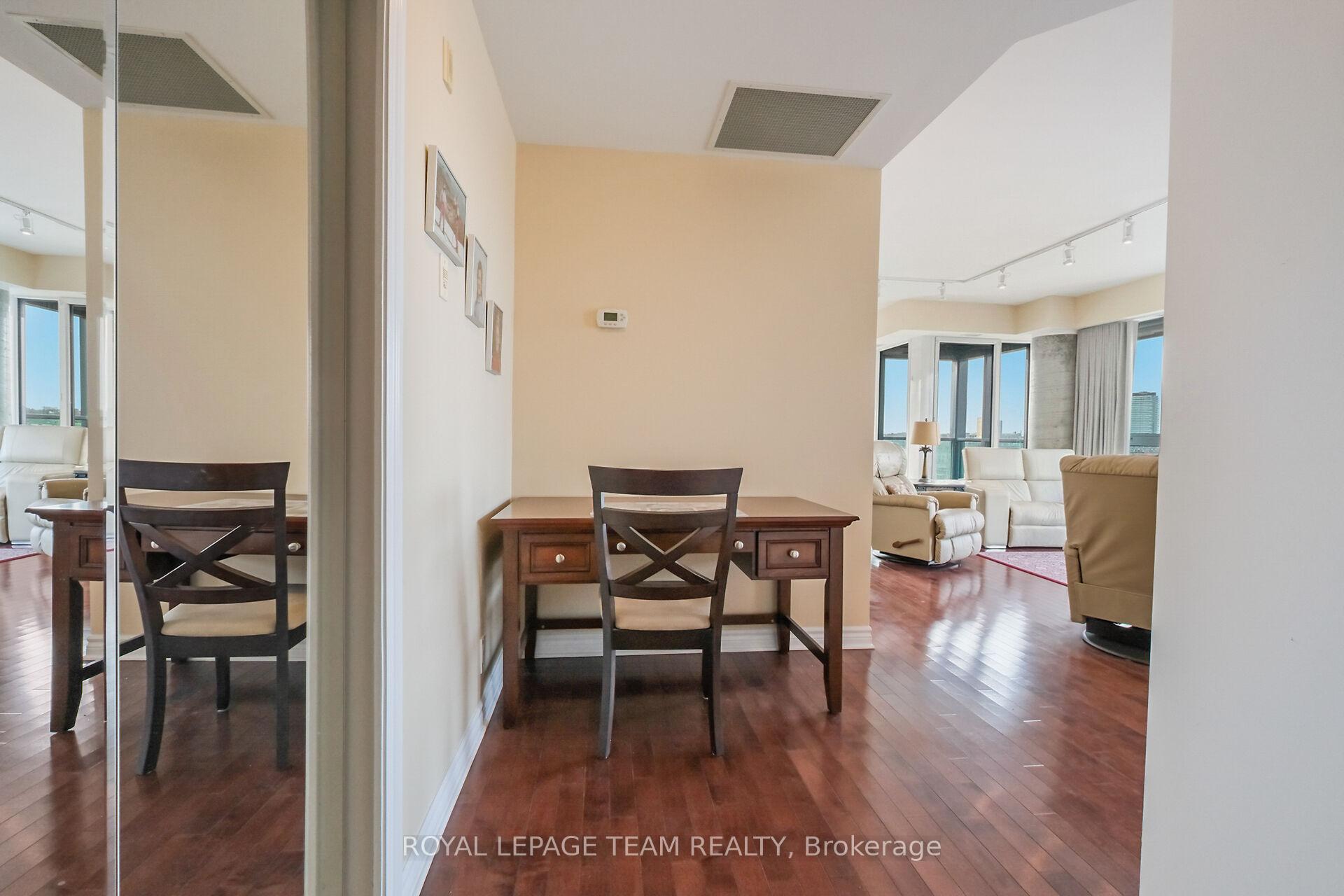 Photo 5 of Unit 1004, 200 Lett Street, Ottawa, West Centre Town — HOMEH
