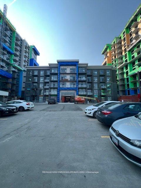 Photo 3 of Unit 309, 460 Dundas Street E, Hamilton, Waterdown — HOMEH