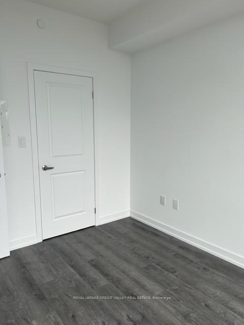 Photo 9 of Unit 309, 460 Dundas Street E, Hamilton, Waterdown — HOMEH