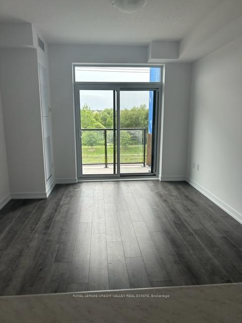Photo 14 of Unit 309, 460 Dundas Street E, Hamilton, Waterdown — HOMEH