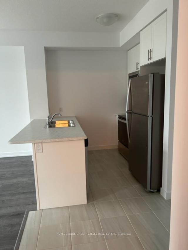 Photo 19 of Unit 309, 460 Dundas Street E, Hamilton, Waterdown — HOMEH