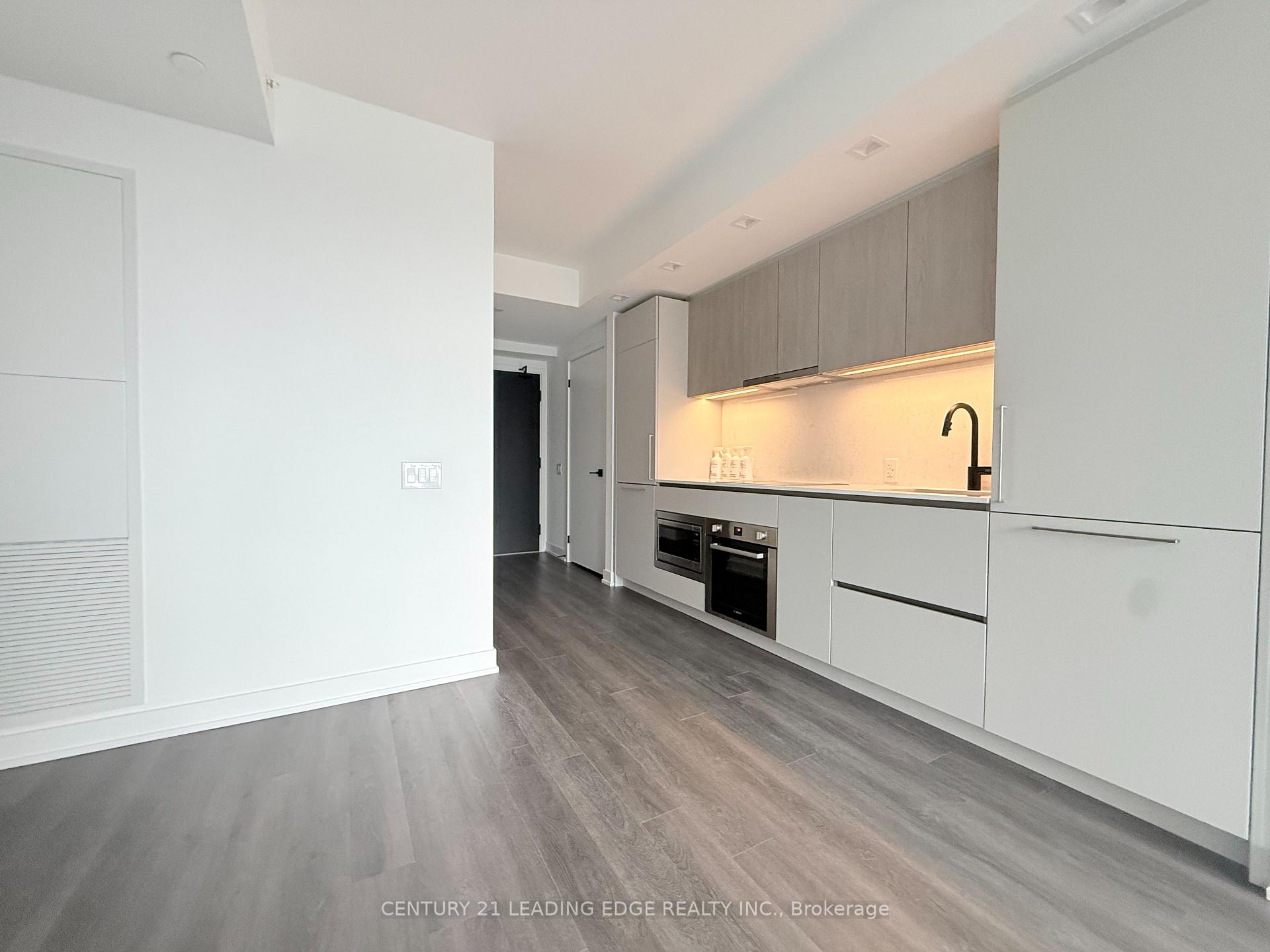 Photo 5 of Unit 2810, 609 Sherbourne Street, Toronto, North St. James Town — HOMEH