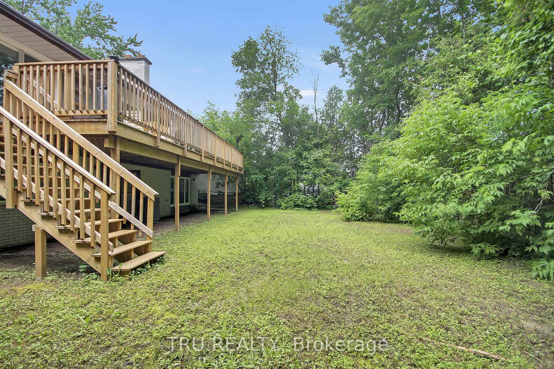 Photo 31 of 26 Langholm Crescent, Ottawa, Barrhaven - Pheasant Run — HOMEH