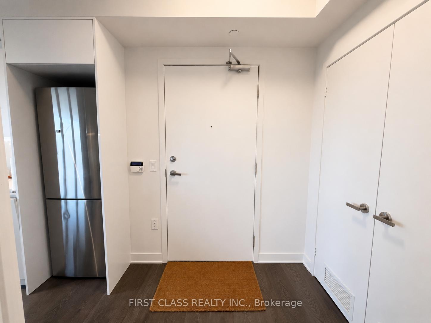 Photo 2 of Unit 2803, 99 Broadway Avenue, Toronto, Mount Pleasant West — HOMEH