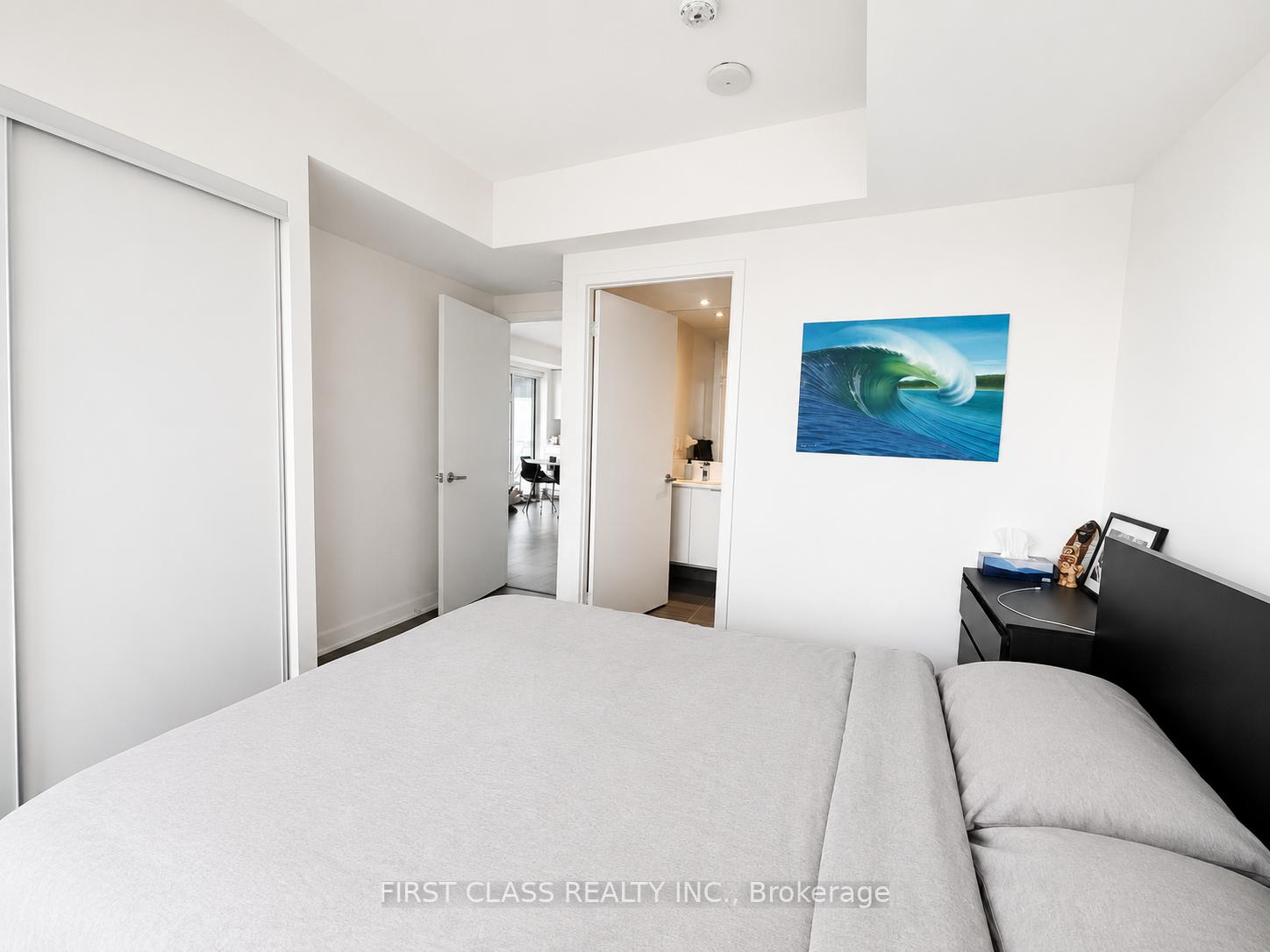 Photo 8 of Unit 2803, 99 Broadway Avenue, Toronto, Mount Pleasant West — HOMEH