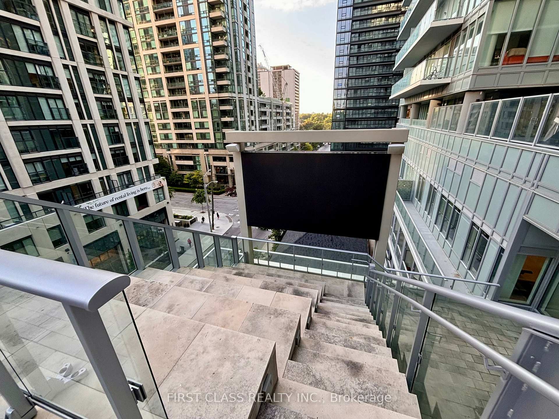 Photo 27 of Unit 2803, 99 Broadway Avenue, Toronto, Mount Pleasant West — HOMEH