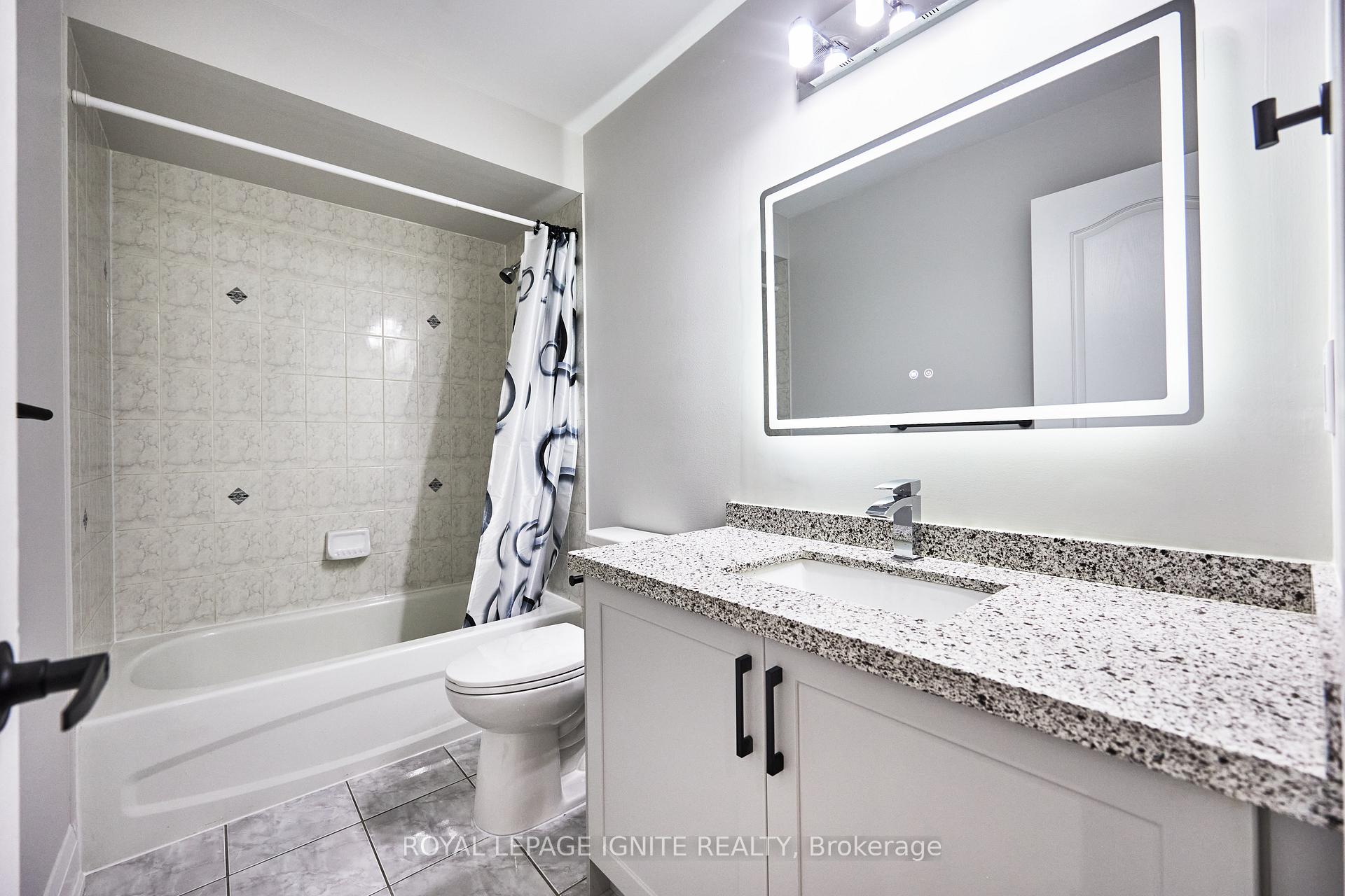 Photo 26 of 95 Dairy Drive E, Scarborough, Clairlea-Birchmount — HOMEH