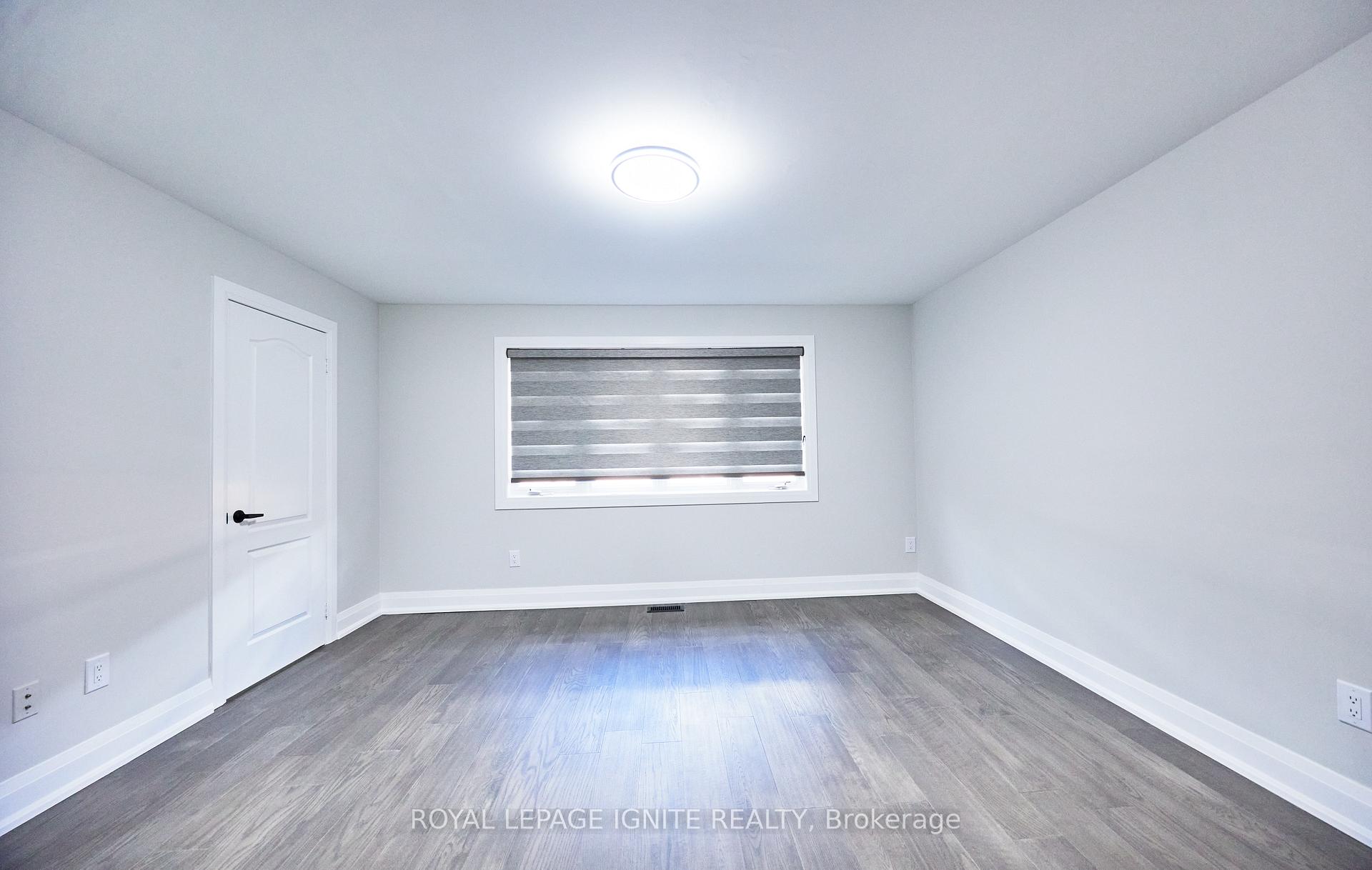 Photo 28 of 95 Dairy Drive E, Scarborough, Clairlea-Birchmount — HOMEH