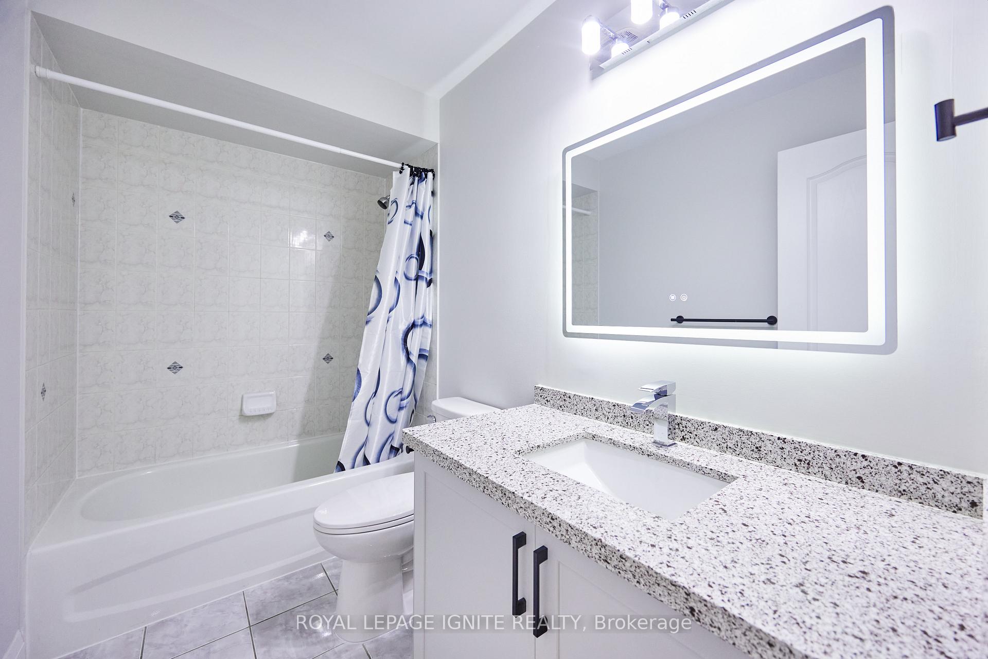 Photo 38 of 95 Dairy Drive E, Scarborough, Clairlea-Birchmount — HOMEH