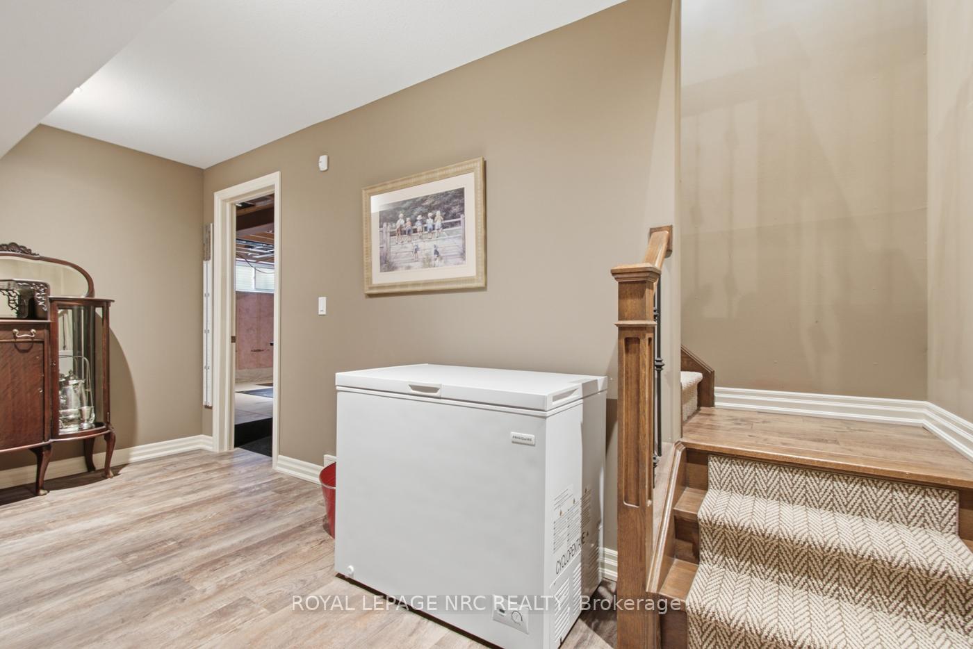 Photo 30 of 167 Welland Road, Pelham, Fonthill — HOMEH