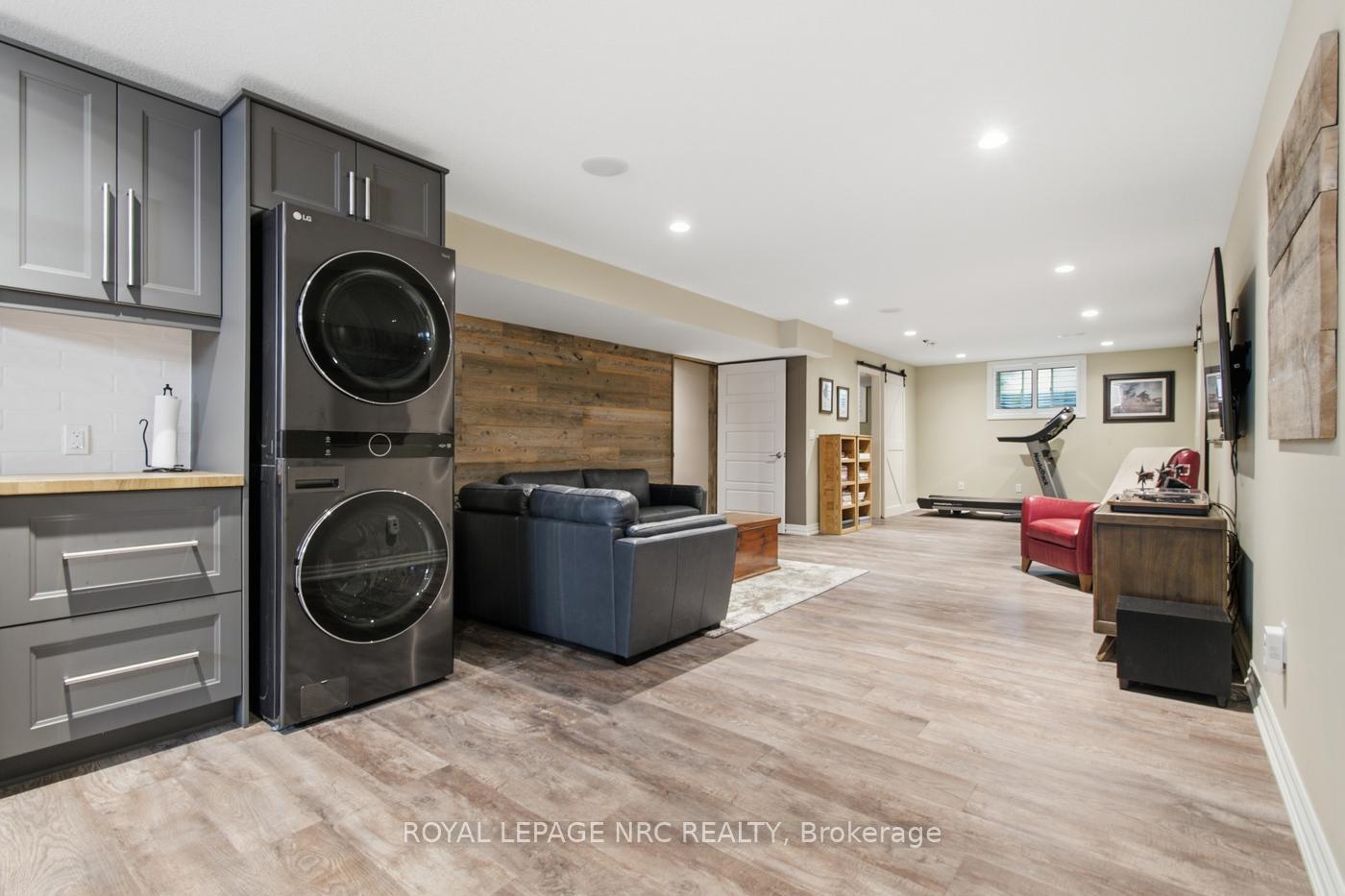 Photo 32 of 167 Welland Road, Pelham, Fonthill — HOMEH