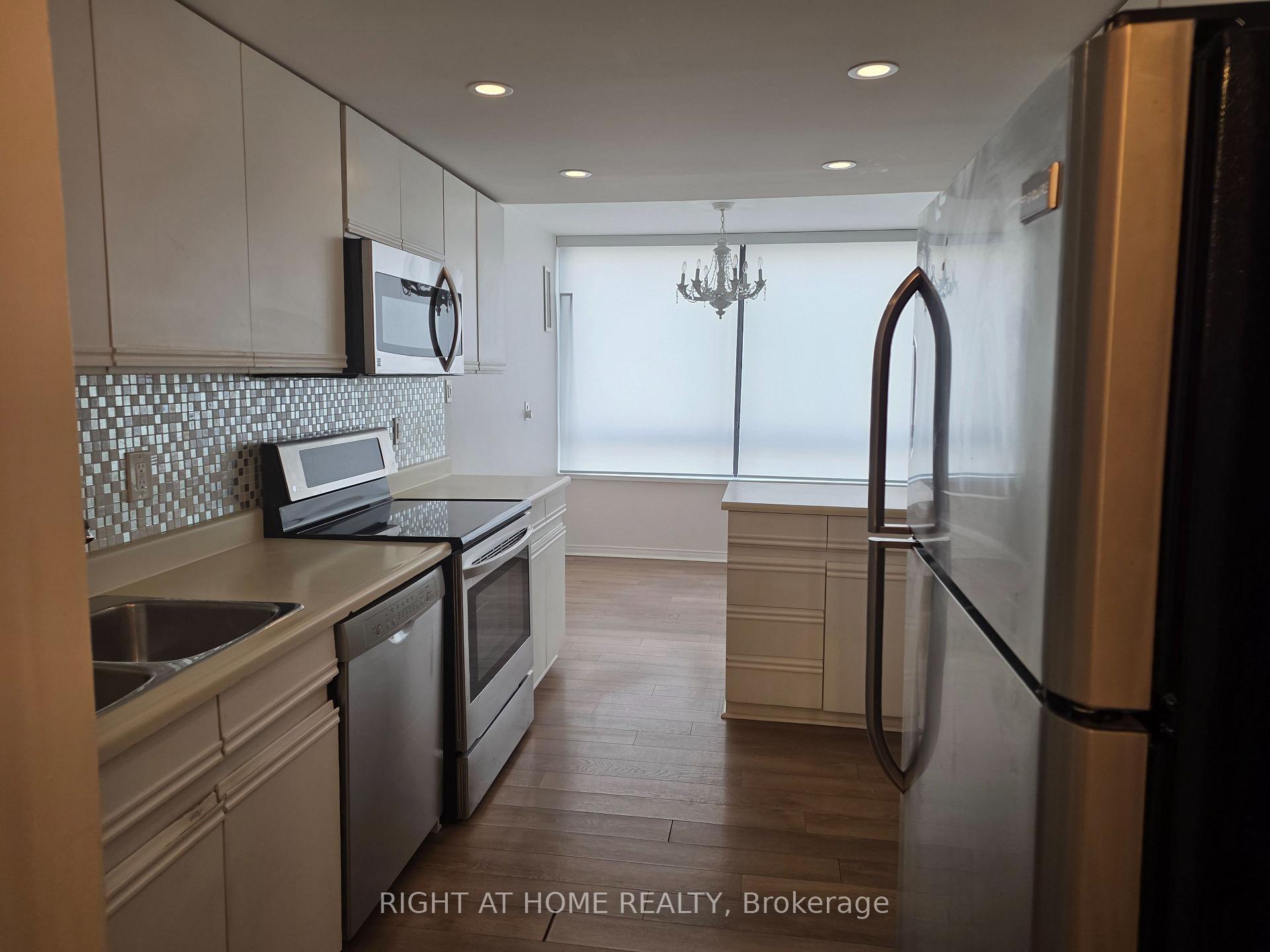 Photo 6 of Unit 909, 280 Simcoe Street E, Toronto, Kensington-Chinatown — HOMEH
