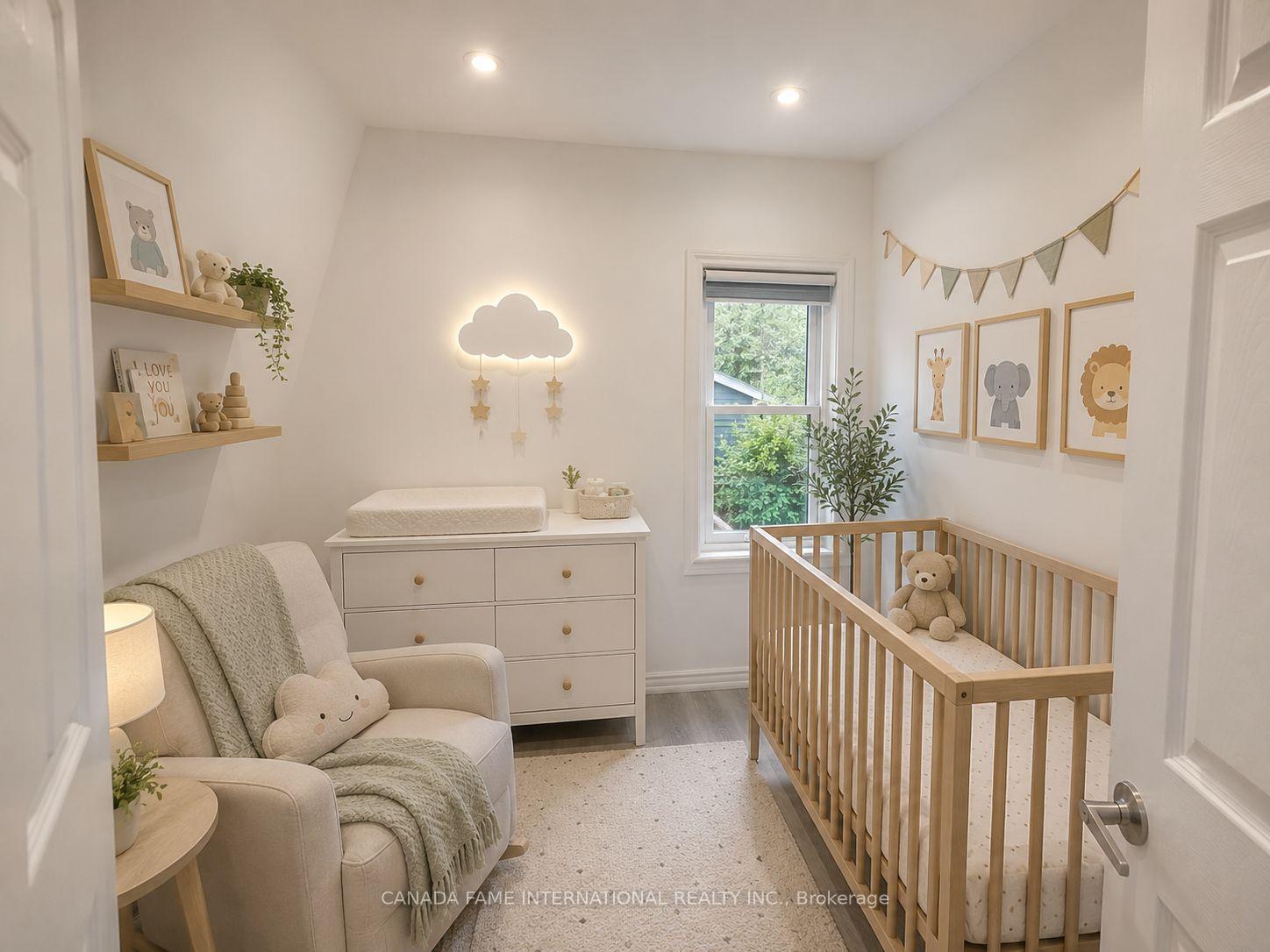Photo 6 of 283 Harvie Avenue, Toronto, Caledonia-Fairbank — HOMEH