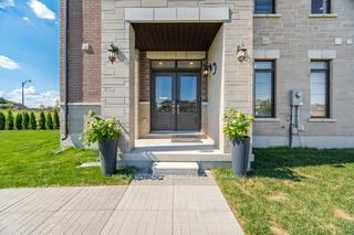 Photo 4 of 299 Inspire Boulevard NE, Brampton, Sandringham-Wellington North — HOMEH