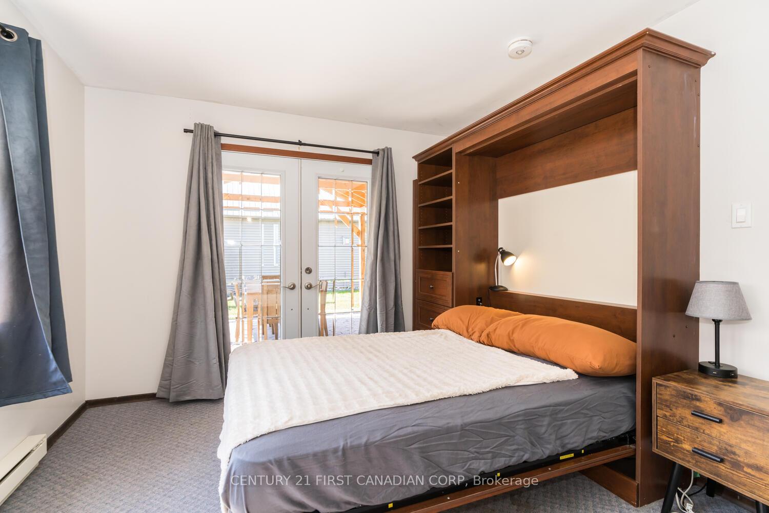 Photo 9 of 7585 Biddulph Street, Lambton Shores, Port Franks — HOMEH
