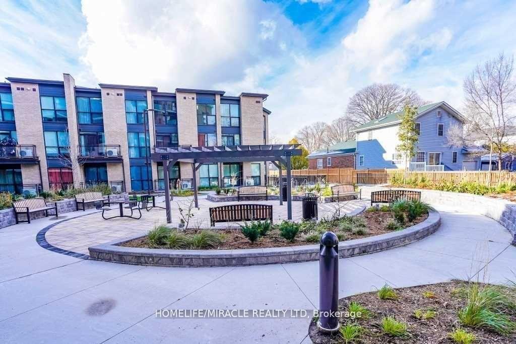 Photo 2 of Unit 310, 1 Falaise Road, Scarborough, West Hill — HOMEH