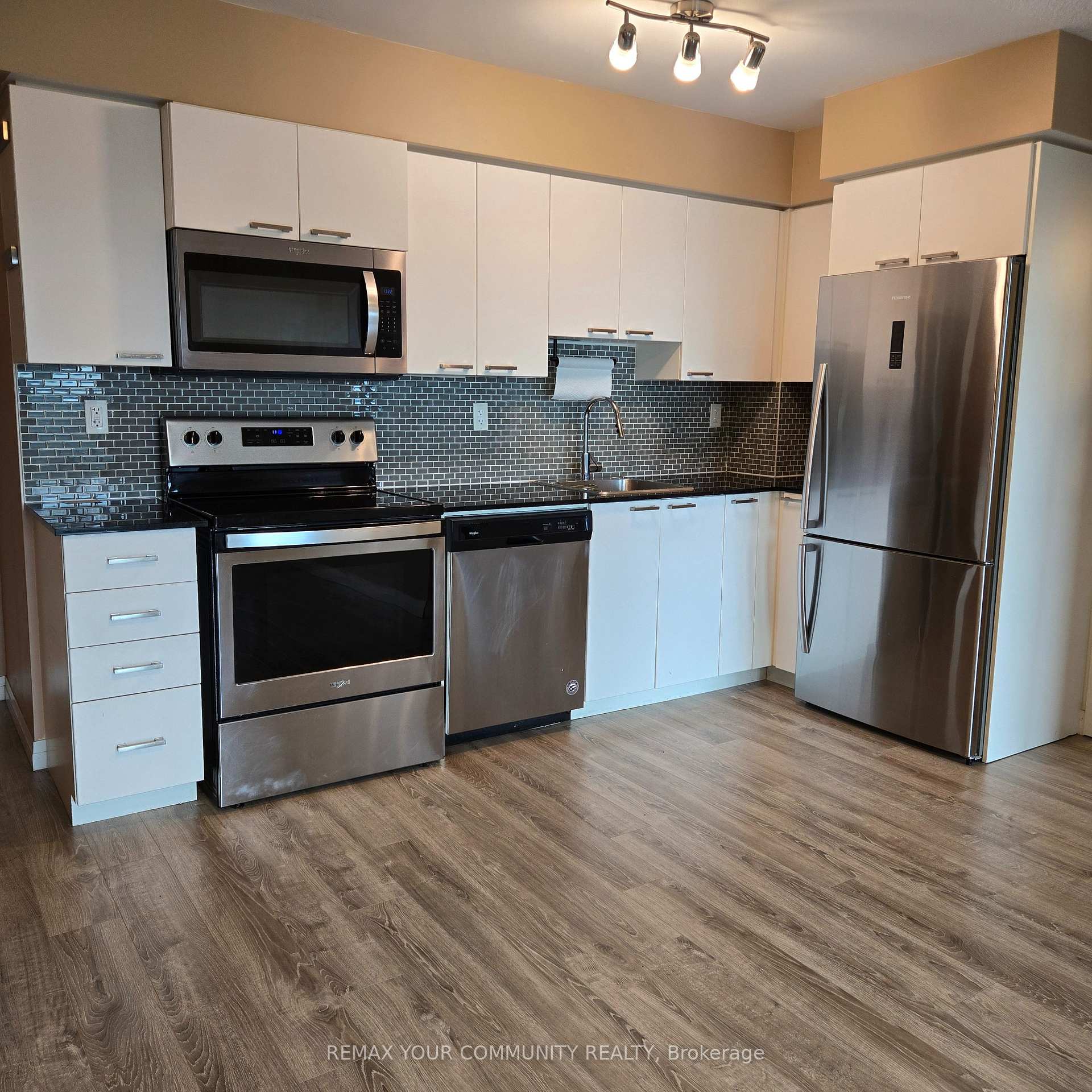 Photo 4 of Unit 1102, 2150 Lawrence Avenue E, Scarborough, Wexford-Maryvale — HOMEH