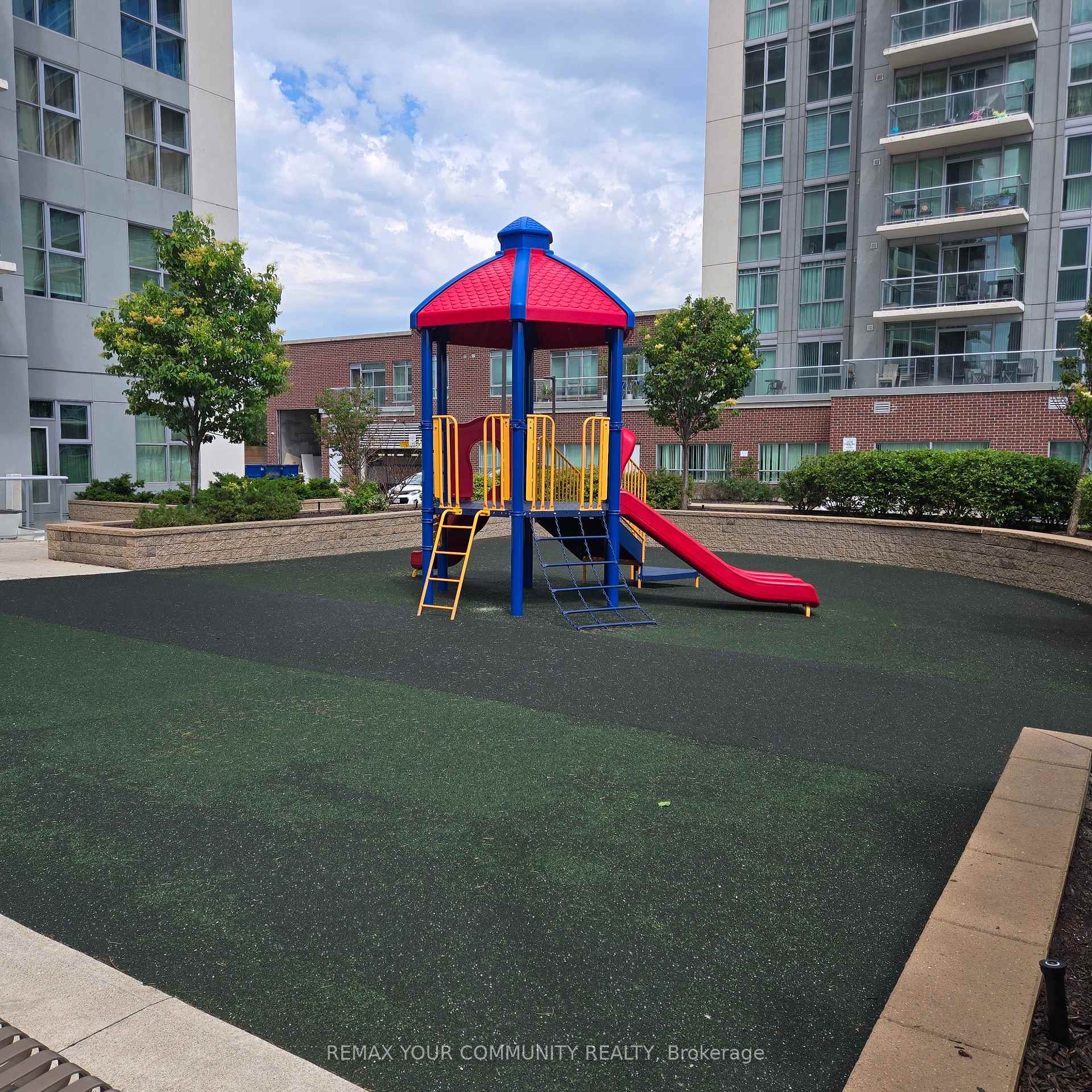 Photo 12 of Unit 1102, 2150 Lawrence Avenue E, Scarborough, Wexford-Maryvale — HOMEH