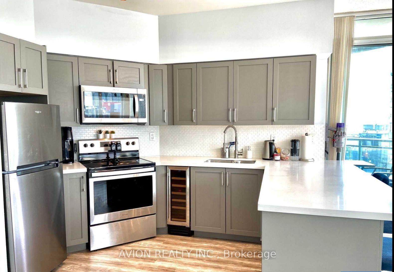 Photo 1 of Unit 1526, 230 Queens Quay, Toronto, Waterfront Communities — HOMEH