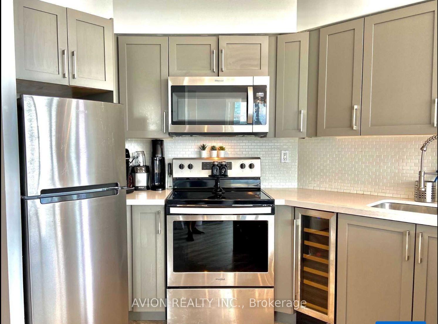 Photo 2 of Unit 1526, 230 Queens Quay, Toronto, Waterfront Communities — HOMEH