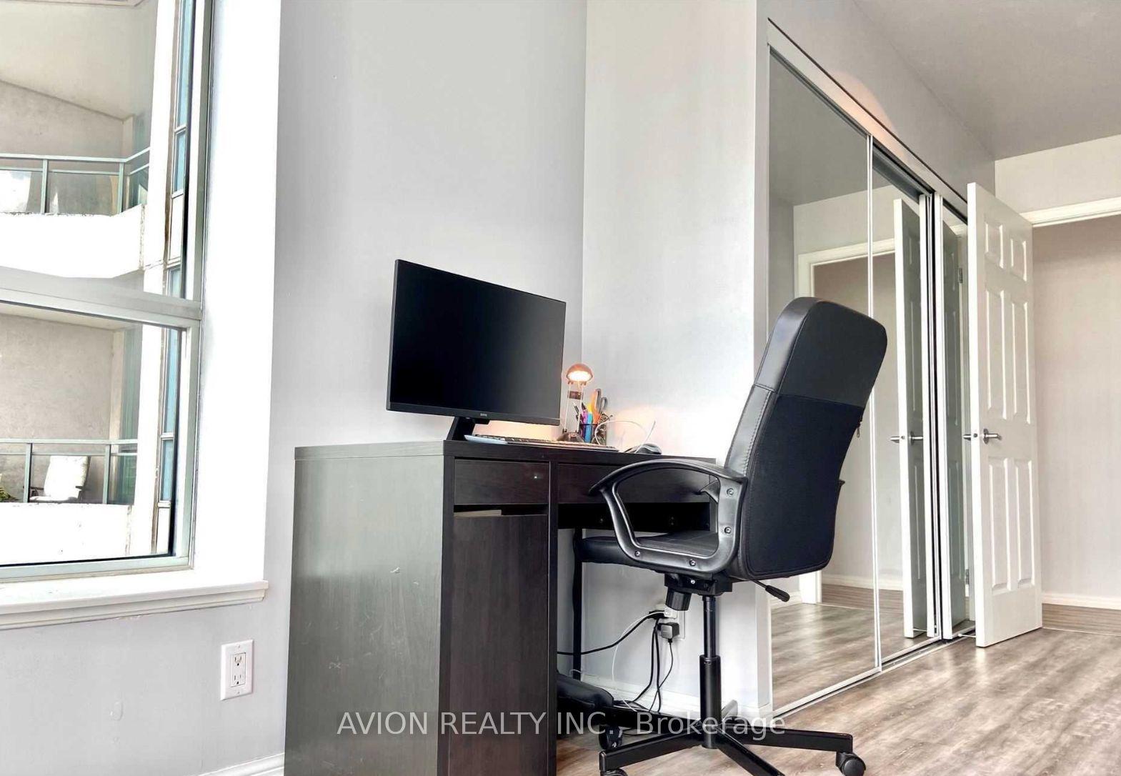 Photo 7 of Unit 1526, 230 Queens Quay, Toronto, Waterfront Communities — HOMEH