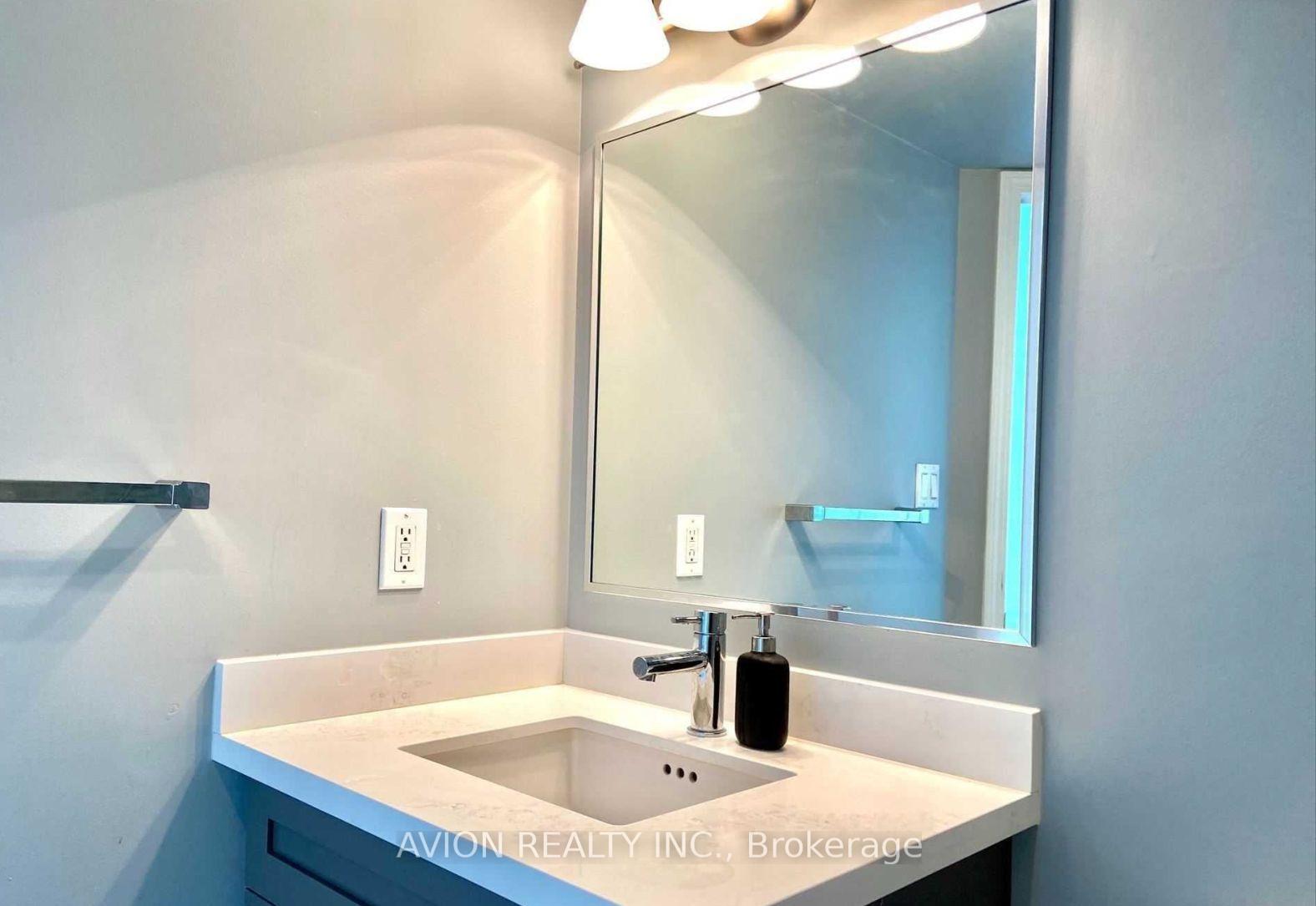 Photo 9 of Unit 1526, 230 Queens Quay, Toronto, Waterfront Communities — HOMEH