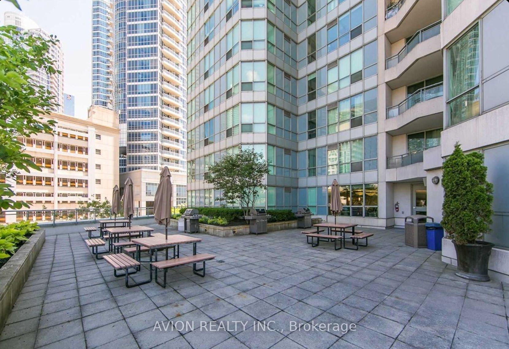 Photo 18 of Unit 1526, 230 Queens Quay, Toronto, Waterfront Communities — HOMEH