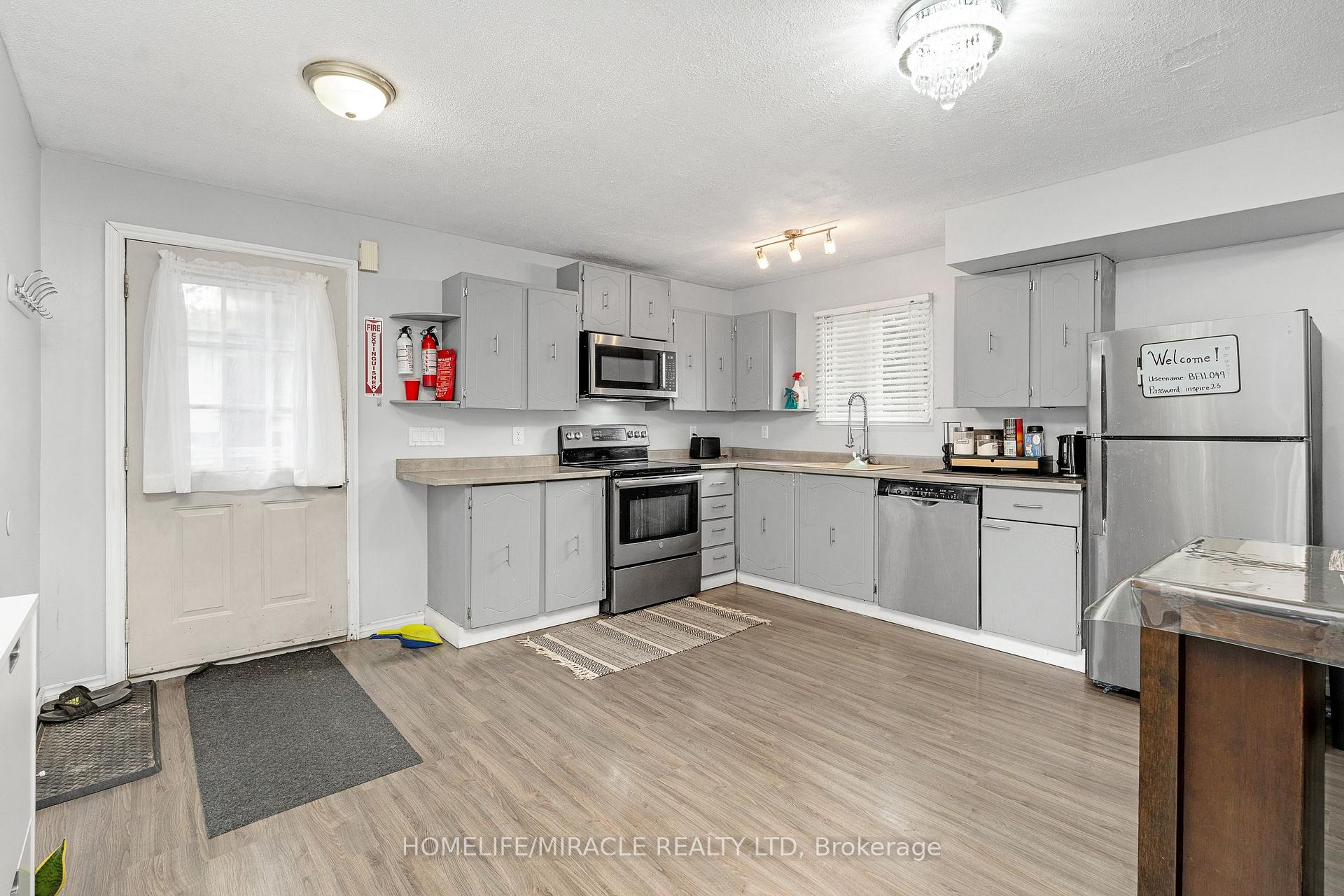 Photo 5 of 1180 Heathfield Court, Windsor, Riverside - Windsor — HOMEH