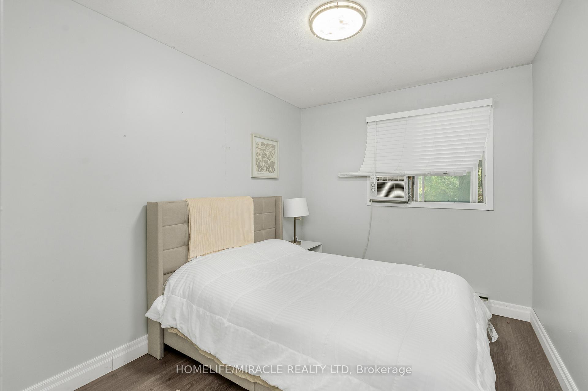 Photo 16 of 1180 Heathfield Court, Windsor, Riverside - Windsor — HOMEH