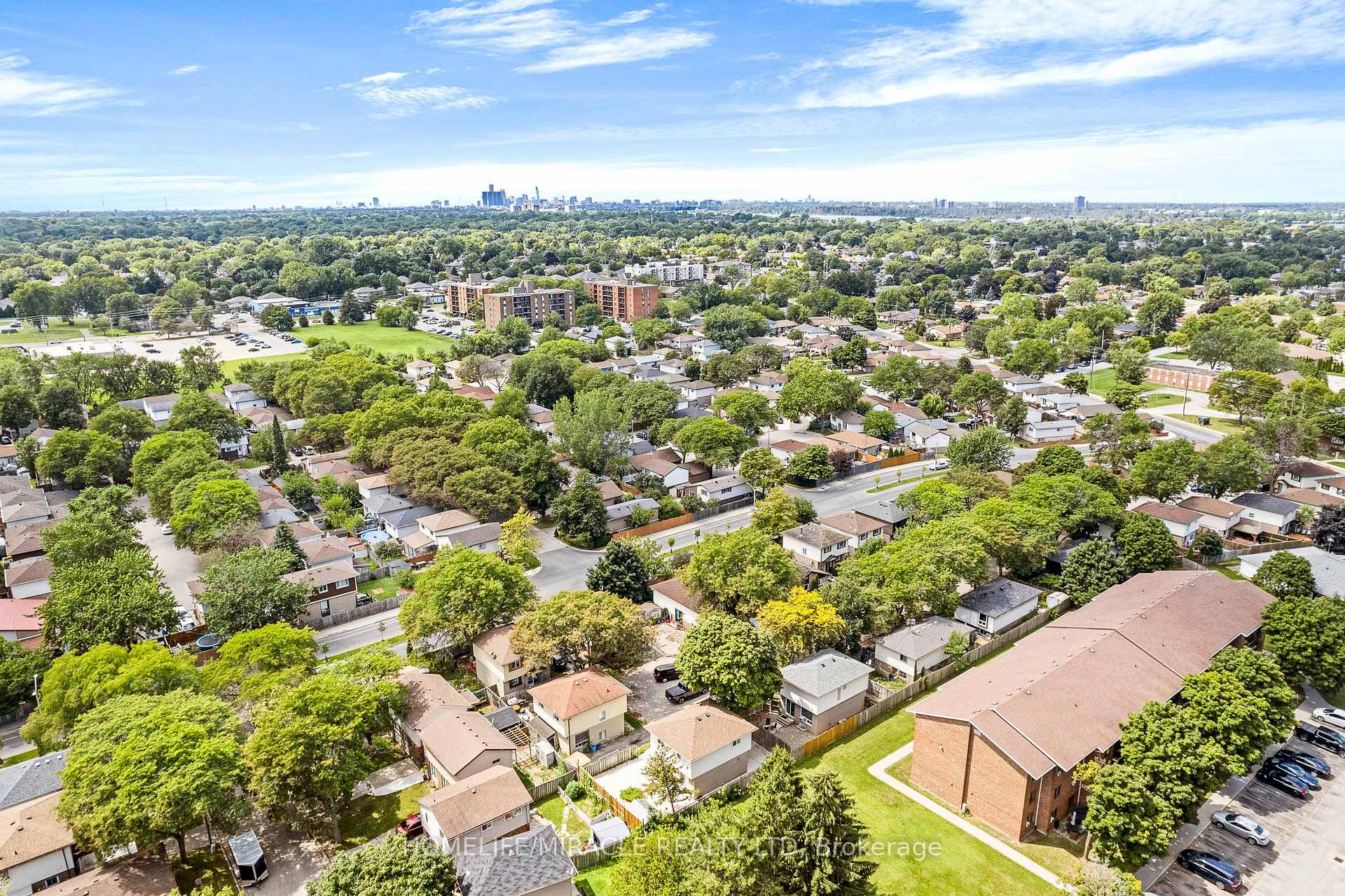 Photo 26 of 1180 Heathfield Court, Windsor, Riverside - Windsor — HOMEH