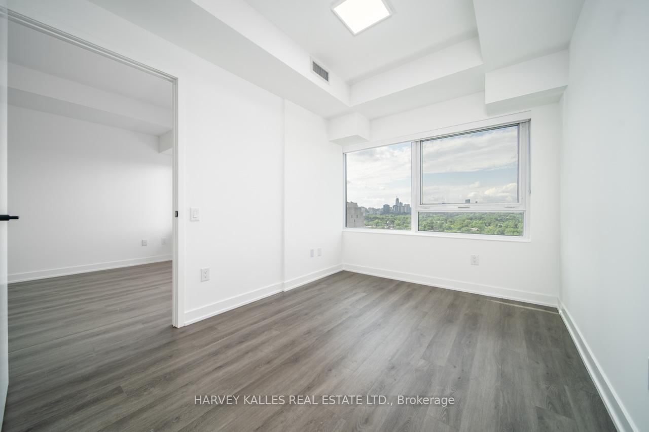Photo 11 of Unit 1705, 609 Sherbourne Street, Toronto, North St. James Town — HOMEH