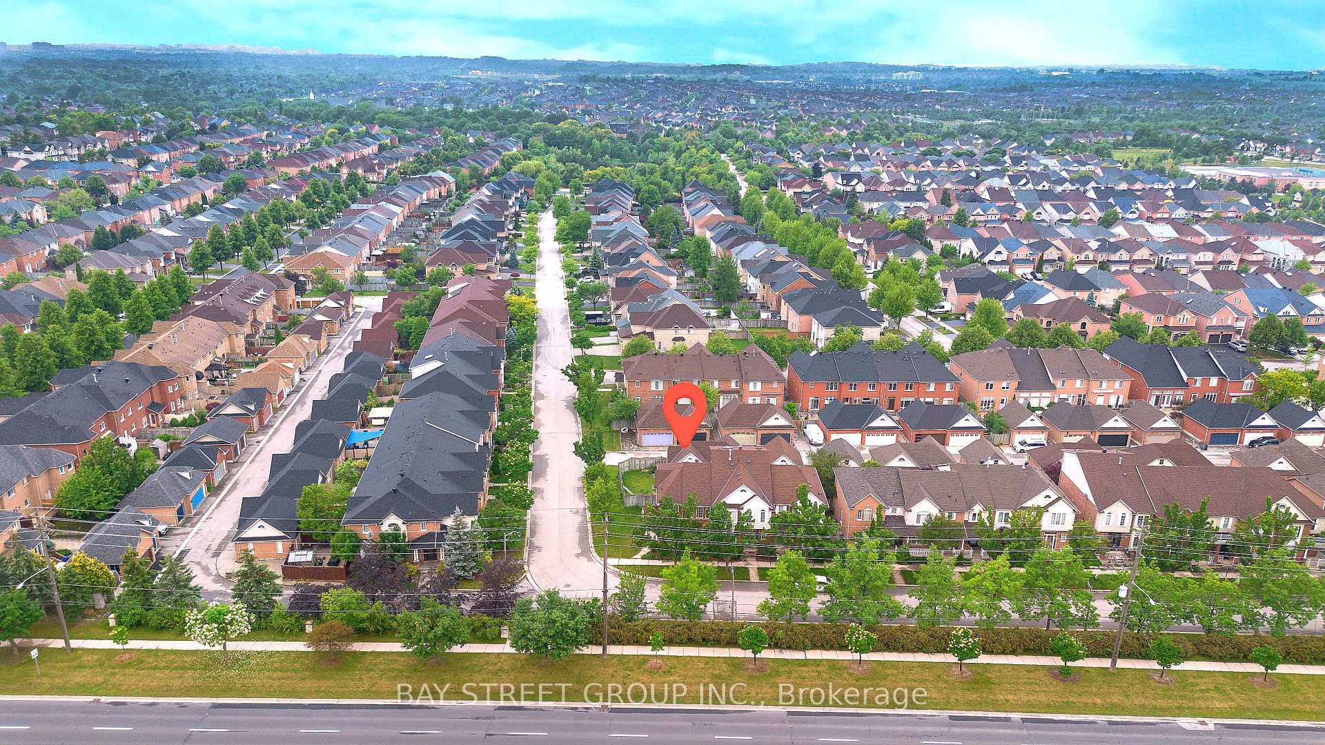 Photo 2 of 80 Irish Rose Drive, Markham, Berczy — HOMEH