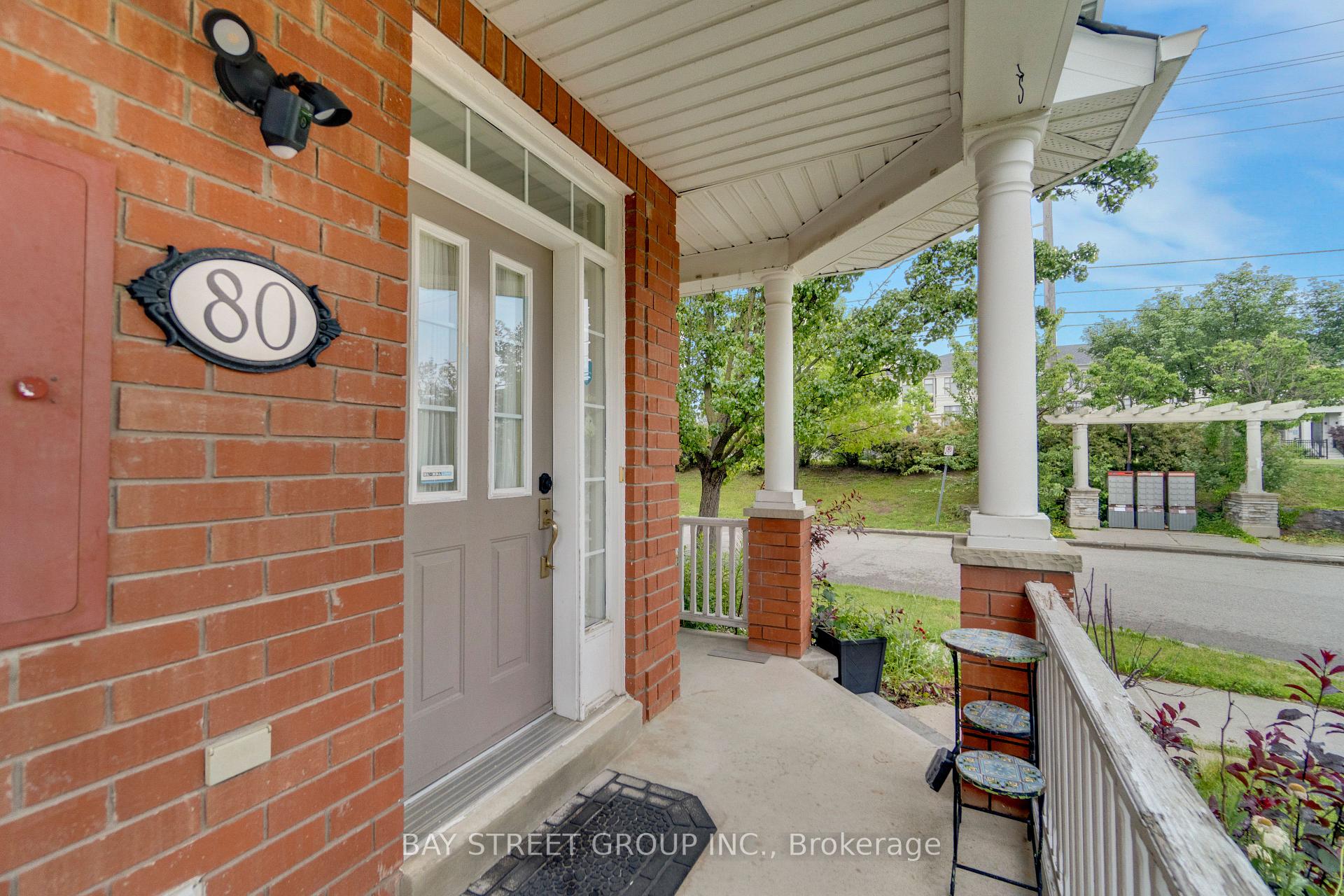 Photo 10 of 80 Irish Rose Drive, Markham, Berczy — HOMEH