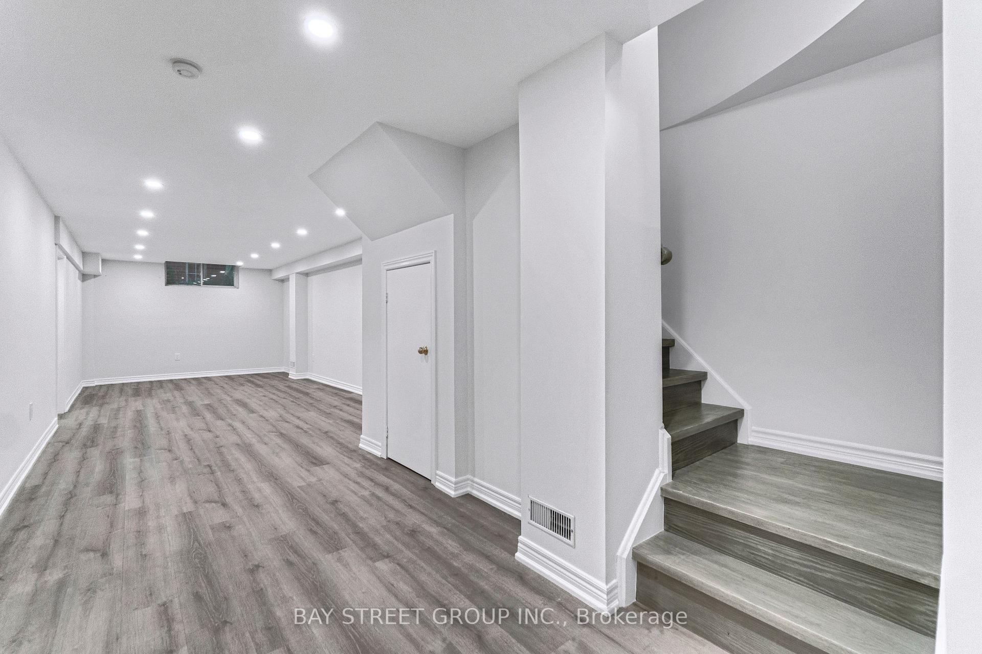 Photo 33 of 80 Irish Rose Drive, Markham, Berczy — HOMEH