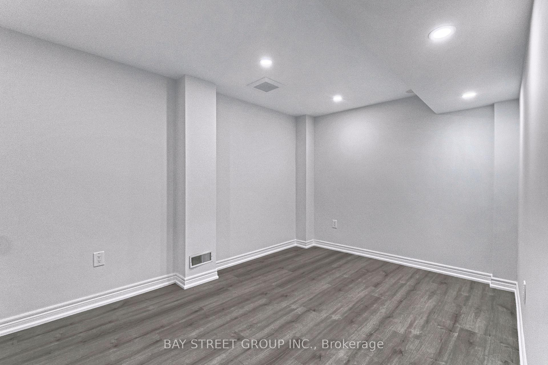 Photo 35 of 80 Irish Rose Drive, Markham, Berczy — HOMEH